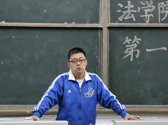 菲律宾欧博游戏官网举办第十二届学生会第一次全体大会