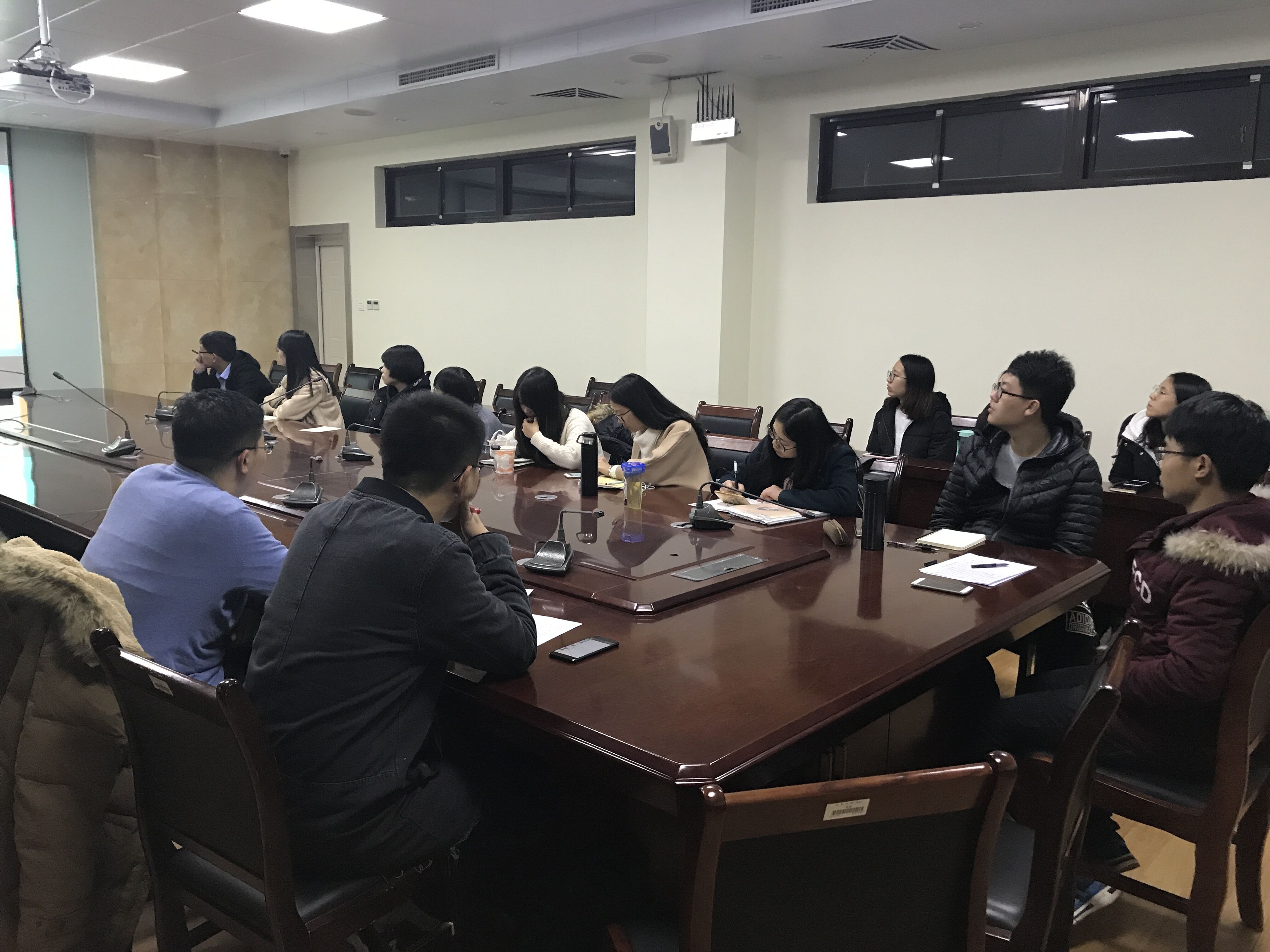 菲律宾欧博游戏官网研究生会举行通讯写作培训会